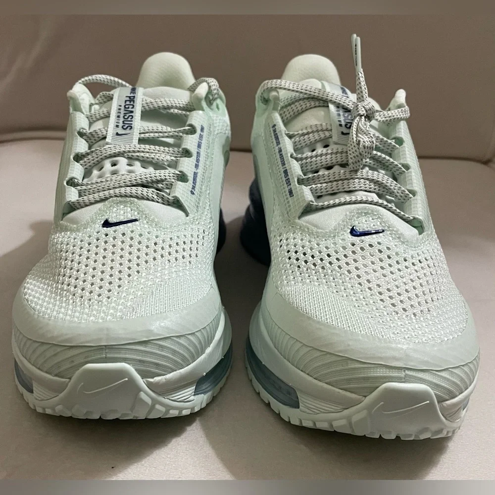 Nike Pegasus Premium Sneakers Barely Green and Blue Void 9.5 Women’s 8 Men’s